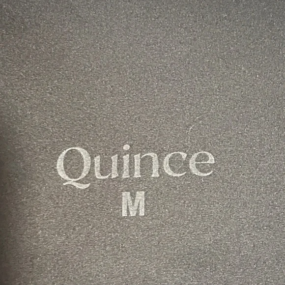 Quince Ultra Soft High Rise Performance Leggings ~ Medium ~ Black - Picture 4 of 8